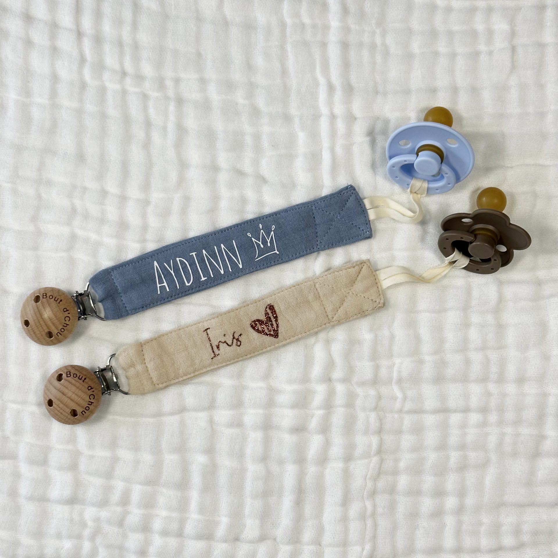 Lot De 4 Attaches Tétine Personnalisées En Tissu Coton Avec Clip Hêtre - Garçons & Filles, Idéal Poussette Et Chaise Haute